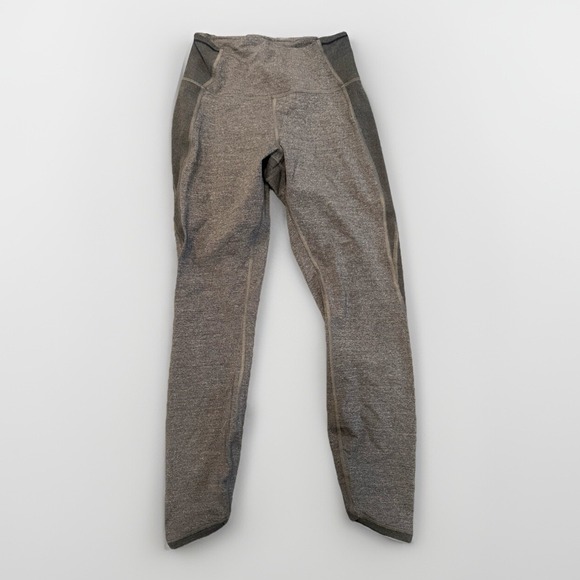 lululemon athletica Pants - Lululemon Size 6 Hit It‎ Crop High Rise 7/8 Gray Leggings Cropped 25"